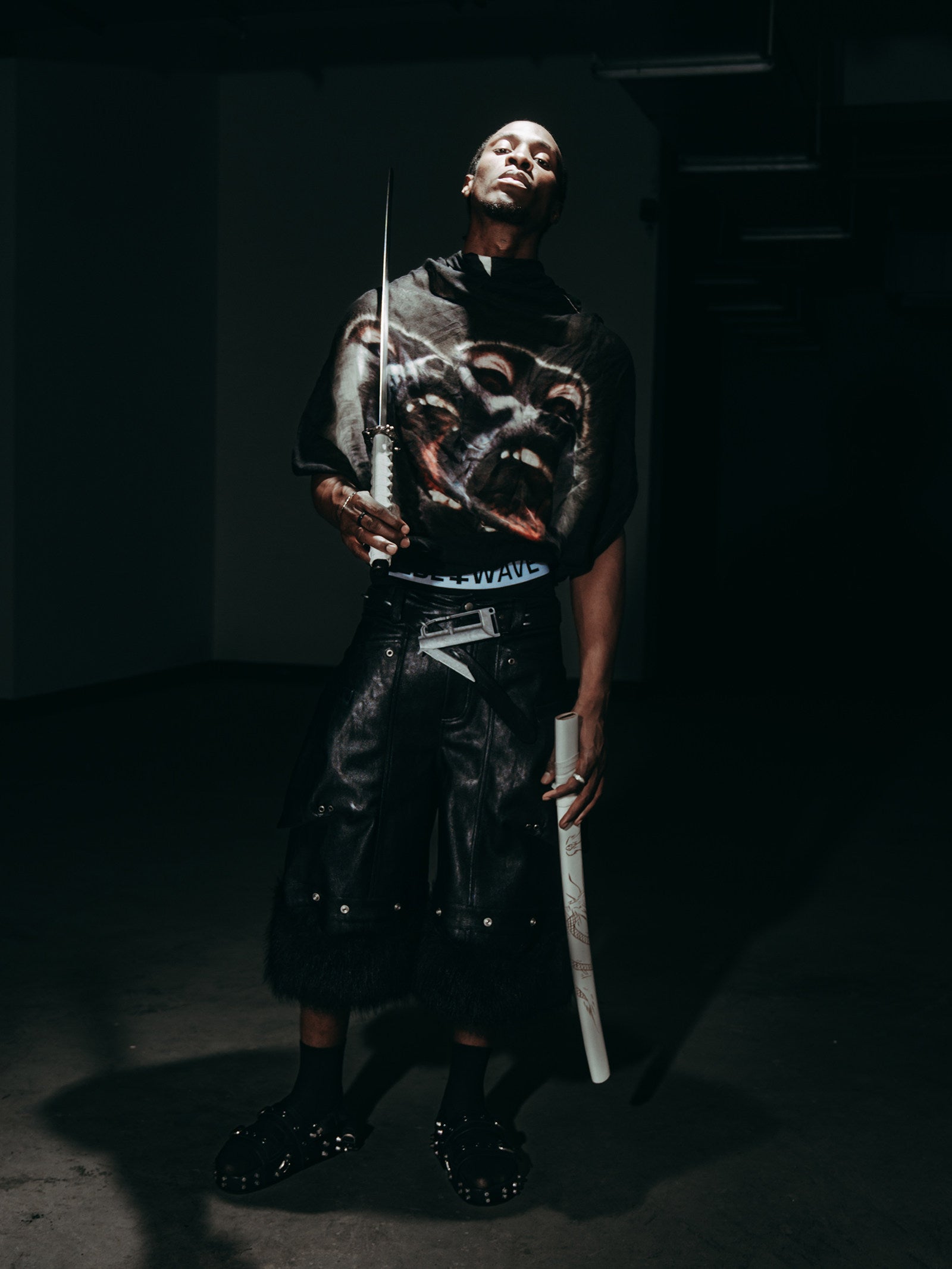 "BΣLA" Scimitar-head belt