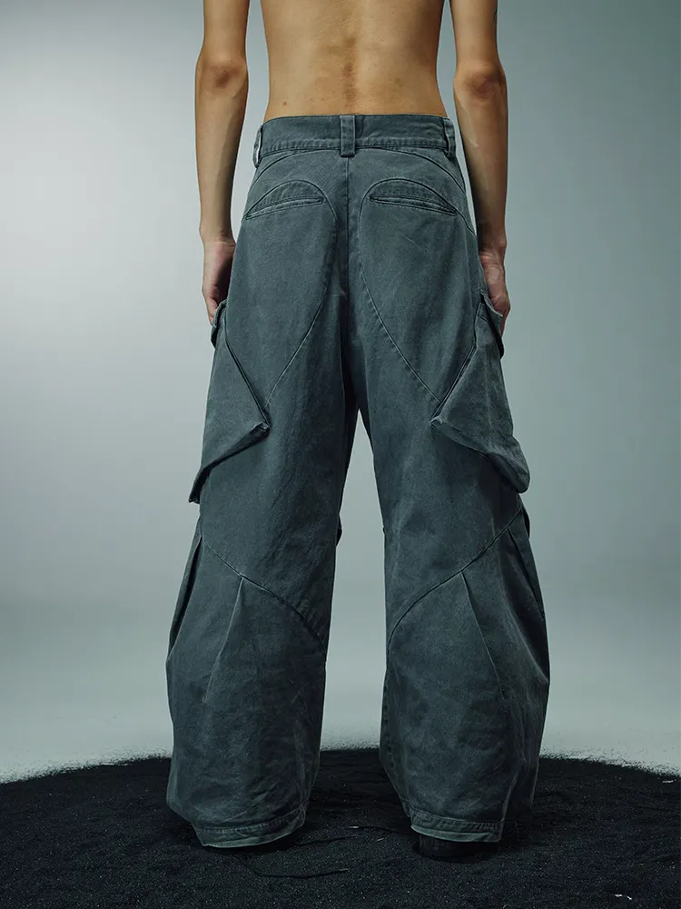 Scimitar structure cargo pants