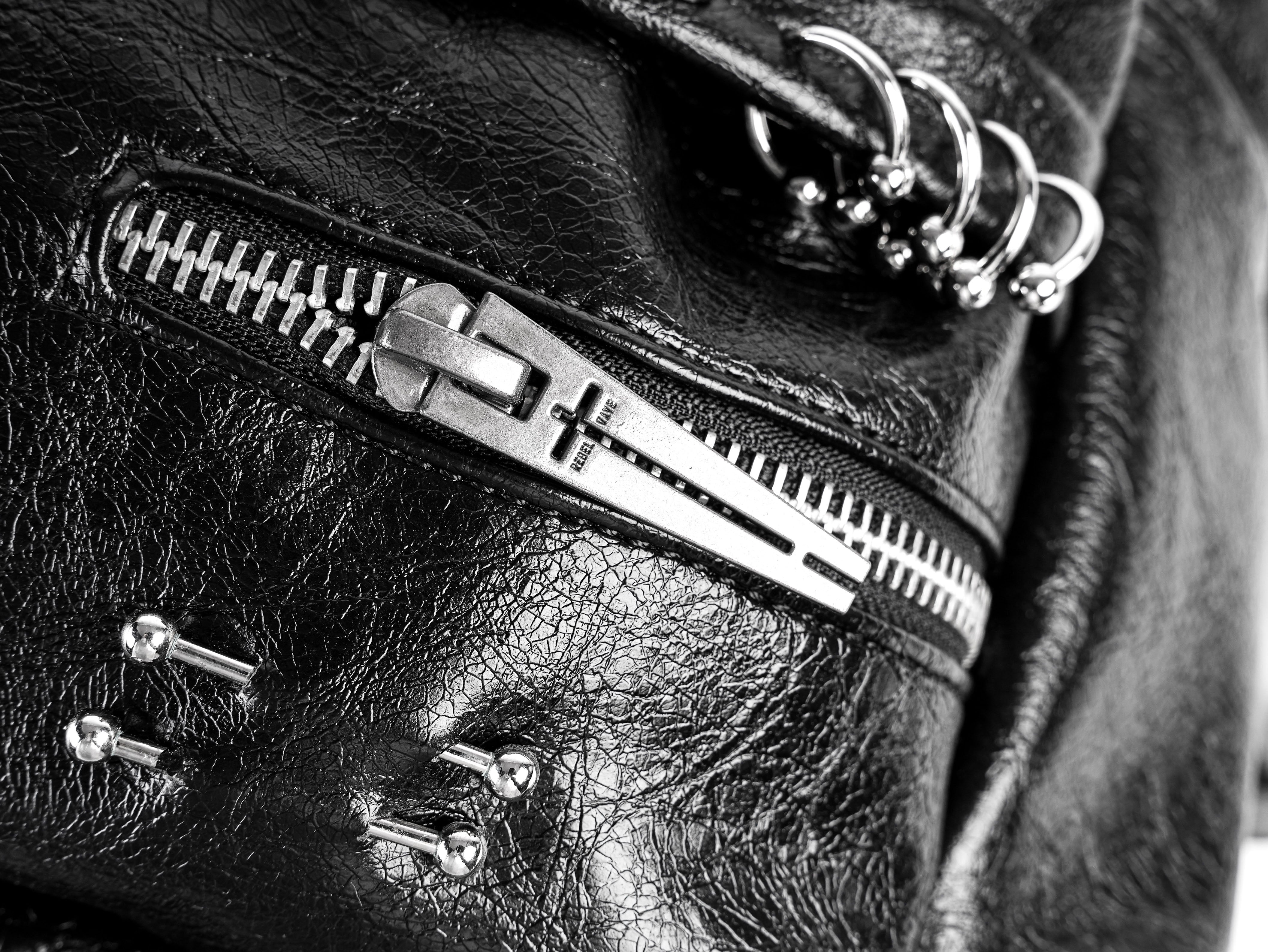 "✝" Cross-cracked leather backpack